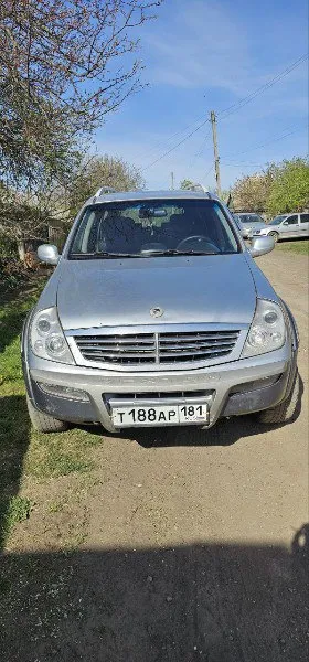 Ssang yong rexton 2004 г. 2.7 xdi (турбодизель), пробег-200 тыс. Км, родной, полный привод, настоящий рамный корейский внедорожник. Не гнилой, форсунки обслужены, двигатель сухой полностью, не дымит установлены механические хабы, хорошая всесезонная резина, без пинков работае четко, раздатка цепная aisin, управление с кнопки. Есть всё для комфортной эксплуатации: климат, электро стёкла и зеркала, подушки безопасности, магнитола 2din с камерой, подогрев передних и задних сидений-стёкол и зеркал, abs, esp, турботаймер. Ходовая в норме, в ходу мягкий, салон кожа 7 мест в достойном состоянии, чистый, пластик целый. Номер на раме в отличном состоянии, переоформление через мрэо сразу, без дтп и страховых выплат, пробег подтверждённый. Один владелец по птс цена машины 🚗-700 тысяч руб.
☎+7 959 1182290
☎+7 959 1126577
📞 Звоните: +7(959)1182290 - фотография - 2