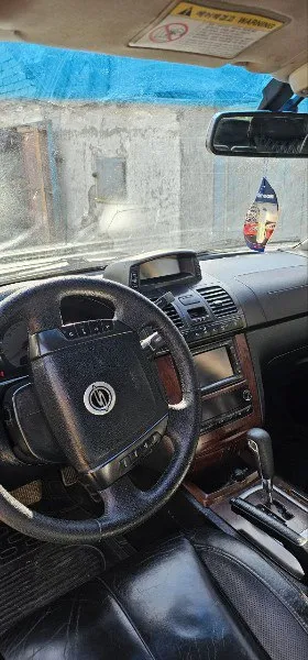 Ssang yong rexton 2004 г. 2.7 xdi (турбодизель), пробег-200 тыс. Км, родной, полный привод, настоящий рамный корейский внедорожник. Не гнилой, форсунки обслужены, двигатель сухой полностью, не дымит установлены механические хабы, хорошая всесезонная резина, без пинков работае четко, раздатка цепная aisin, управление с кнопки. Есть всё для комфортной эксплуатации: климат, электро стёкла и зеркала, подушки безопасности, магнитола 2din с камерой, подогрев передних и задних сидений-стёкол и зеркал, abs, esp, турботаймер. Ходовая в норме, в ходу мягкий, салон кожа 7 мест в достойном состоянии, чистый, пластик целый. Номер на раме в отличном состоянии, переоформление через мрэо сразу, без дтп и страховых выплат, пробег подтверждённый. Один владелец по птс цена машины 🚗-700 тысяч руб.
☎+7 959 1182290
☎+7 959 1126577
📞 Звоните: +7(959)1182290 - фотография - 7