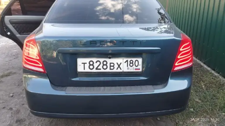 Автор: [ продам chevrolet лачетти 2007 года, корейской сборки, все стёкла родные. Двигатель 1.4 мкпп. Пробег 200тысяч. По комплектации: -эл. Стеклоподъёмники -гидроусилитель руля -регулировка руля по высоте -подогрев и регулировка зеркал -подогрев заднего стекла -кондиционер в исправном состоянии, холодит хорошо. Установлена дорогая андроид магнитола тиайс с камерой заднего вида. В машине установлена дорогая музыка с двумя усилителями и сабвуфером. В фарах стоят би лэд модули 3 дюйма. В общем, на машину денег не жалел. По ходовой все детали новые. Заменил грм помпу на пробеге 194 тысячи. Машина частично в шумоизоляции. Лобовое стекло затонированно атэрмальной плёнкой по госту. Машина реально в хорошем состоянии, поэтому и такая цена. По документам всё хорошо, я хозяин, могу присутствовать с вами в мрэо. Кому дорого проходите мимо. Приезжайте, смотрите, любые проверки за ваш счет. Цена 750 тысяч. Без музыки отдам за 700 тысяч. +79494699129 +79498565457 г. Снежное кому инт
📞 Звоните: +7(949)4699129 - фотография - 4