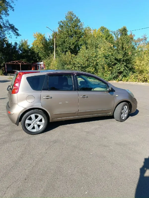 Автор: [ продам note,2007 года выпуска, двигатель 1.5 не дымит не троит, пробег 220000 тыс. Коробка автомат,4 стеклоподъёмника, электро регулировка зеркал, кондиционер, подогрев передних сидений, ходовка не гремит, цена 580000₽ торг. +7949-434-19-48 донецк. . ❗❗❗наш телеграм канал [ бесплатное размещение за репост ❗❗❗
📞 Звоните: +7(949)4341948 - фотография - 3