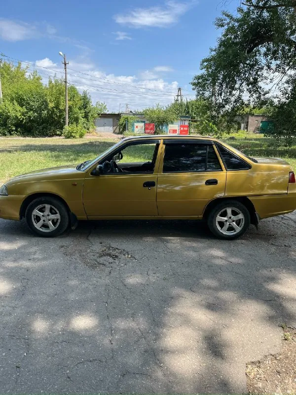 Продам daewoo nexia. 2010 г. В. Мотор 1.5, газ евро 4(вписан в тп), кондиционер(работает), музыка, комплект зимней резины на дисках. Хозяин. Макеевский учёт. 350 тыс. Руб. Для связи +79493266065
📞 Звоните: +7(949)3266065 - фотография - 1