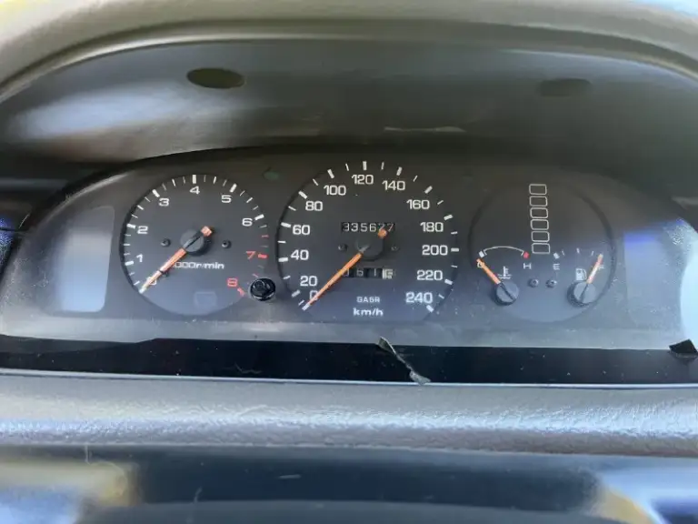 Mazda 626 ge 1993 год
Настоящий японец по цене жигулей
Я хозяин, переоформление без проблем
Двигатель 2.0 мт
Пробег 336 000 км
Полный стеклопакет
Подогрев зеркал и заднего стекла
Электрозеркала
Абс
Центральный замок
Цена 120 000₽ алчевск
+7 959 240 09 42 Данил
📞 Звоните: +7(959)2400942 - фотография - 8