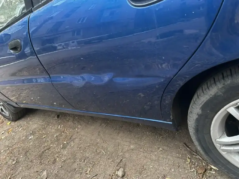 Цена: 340.000₽ торг 📮 город: горловка 🚘 марка/модель: chevrolet lanos (sx) 📅 год выпуска: 2008 📊 пробег: 145.500 км. ⛽ двигатель: 1.5 🔧 тип кпп: механика 📝 описание: машина в хорошем состоянии. Двигатель с коробкой на отлично. Хорошая летняя резина. Машина без гнили и рыжиков, есть незначительные косяки по лкп. Родные стекла, лобовое тоже заводское. Ходовая недавно перебрана. Полная комплектация. Кондиционер работает, холодит❄️ стеклоподъемники, гур, обогрев заднего стекла. Магнитола aux, usb, bt. Переоформление без проблем. Более детальные вопросы, по +79493105340
📞 Звоните: +7(949)3105340 - фотография - 3