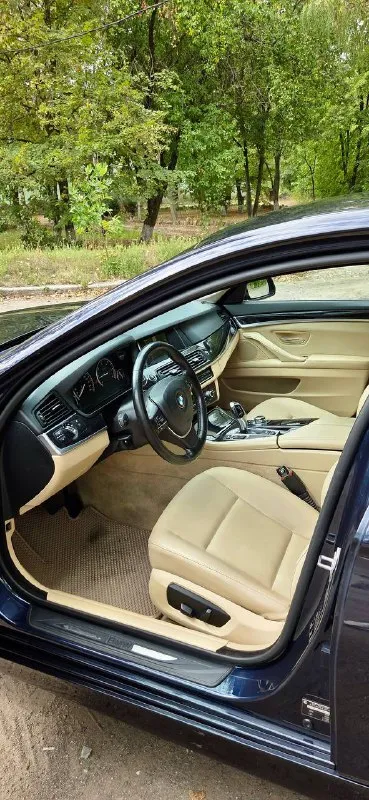Bmw 5 f10 2014 рестайлинг 2.0d, задний привод 195.000 пробег, оригинальный, проверенный по блокам, сходится с автотекой!
Автомобиль без дтп! Весь в заводском окрасе! Все фары, фонари и стекла оригинальные! Автотека полностью зеленая! Все кузовные элементы не кручены! Нет вмятин, царапин и других изъянов! После полировки, красивый темно синий цвет!
Салон в превосходном состоянии, ничего не затерто и не замято!
По техники вложений не требует, любые проверки приветствуются!
Из недавнего замена тормозов в круг, масел в, редукторе и моторе, а также цепей и всего сопутствующего, заказ-наряды имеются!
2 Ключа, оригинал птс!
Оригинальные разноширокие диски r19 на новой летней резине!
Неплохая комплектация, подогрев руля, сидений, электро привод сидений, без ключевой доступ, bluetooth, парктроник круговой и многое другое!
1.870.000 Торг
Енакиево-горловка
+79493425114
📲 Tg: 🙏🏻
📞 Звоните: +7(949)3425114 - фотография - 7