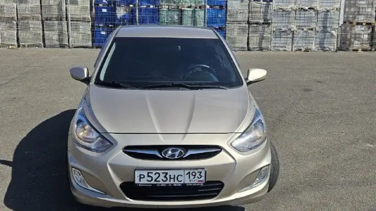 🇰🇷Hyundai solaris🇰🇷 2011 года выпуска, двигатель 1,6 бензин ⛽️ пробег 233 000 км, акпп. Простой автомобиль, надёжный, неприхотливый, малый расход топлива, недорог в обслуживании. Достаточно динамичный для 1,6. Двигатель не убиваемый, коробка послушная. Вместительный салон и багажник. Кондиционер 🥶, мультируль🎮, стеклоподьемники, сигнализация🎺, парктроник 🚦новый акб, и тд. . В хорошем техническом состоянии, учёт рф, полное переоформление. Автотека по запросу. Осмотр г. Макеевка. Цена 790 000 ₽. Торг.
+79493078811 - фотография - 2