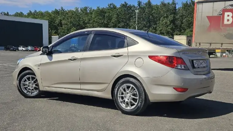 🇰🇷Hyundai solaris🇰🇷 2011 года выпуска, двигатель 1,6 бензин ⛽️ пробег 233 000 км, акпп. Простой автомобиль, надёжный, неприхотливый, малый расход топлива, недорог в обслуживании. Достаточно динамичный для 1,6. Двигатель не убиваемый, коробка послушная. Вместительный салон и багажник. Кондиционер 🥶, мультируль🎮, стеклоподьемники, сигнализация🎺, парктроник 🚦новый акб, и тд. . В хорошем техническом состоянии, учёт рф, полное переоформление. Автотека по запросу. Осмотр г. Макеевка. Цена 790 000 ₽. Торг.
+79493078811 - фотография - 6