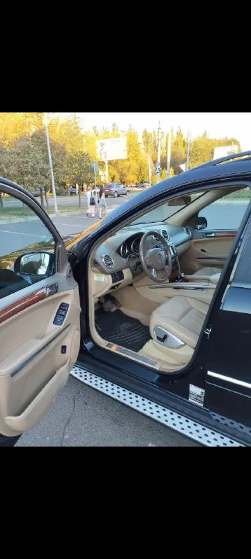 Продам автомобиль mercedes ml350 2008 год 3.5 л. , бензин, полный привод, коробка автомат. 220 тыс. Оригинальный пробег. Продажа от собственника по документам полный порядок. Зелёная автотека. Без дтп. Коробка и двигатель в идеале. По ходовой без вложений. Комплектация - 4 электростеклоподъемника, - электрозеркала с подогревом, - 2х зонный климат, - электросиденья -под рулевые липестки, - парктроники, - люк, - подогрев передних сидений, - круиз контроль, - мультируль, -музыка harman kardon. - кожаный салон, - люк, - датчик света, - датчик дождя. Цена : 1.380 руб. Торг у капота. Авто готово к любым проверкам за ваш счет. +79493698306 по этому номеру телеграм и воцап. Осмотр г. Донецк, караван, мотель
📞 Звоните: +7(949)3698306 - фотография - 7