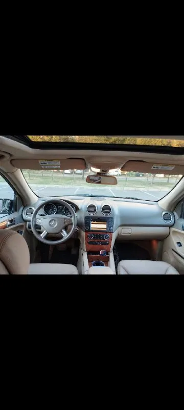 Продам автомобиль mercedes ml350 2008 год 3.5 л. , бензин, полный привод, коробка автомат. 220 тыс. Оригинальный пробег. Продажа от собственника по документам полный порядок. Зелёная автотека. Без дтп. Коробка и двигатель в идеале. По ходовой без вложений. Комплектация - 4 электростеклоподъемника, - электрозеркала с подогревом, - 2х зонный климат, - электросиденья -под рулевые липестки, - парктроники, - люк, - подогрев передних сидений, - круиз контроль, - мультируль, -музыка harman kardon. - кожаный салон, - люк, - датчик света, - датчик дождя. Цена : 1.380 руб. Торг у капота. Авто готово к любым проверкам за ваш счет. +79493698306 по этому номеру телеграм и воцап. Осмотр г. Донецк, караван, мотель
📞 Звоните: +7(949)3698306 - фотография - 8