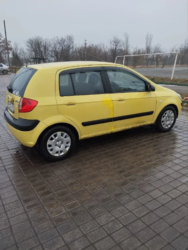 Продается hyundai getz рестайлинг год: 2006. Тип кпп: механическая. Пробег: 272 тыс. Все стекла целые и родные. Расход по трассе 5,5л, в городе 7-9л. Комплектация: 4 электро стеклоподъемника, кондиционер, подогревы передних сидений, гидроусилитель руля, abs, airbag, сигнализация, 2 ключа, музыка с usb и aux, 2 комплекта резины на дисках, также отдам радиатор охлаждения новый. Поменяны тормозные колодки, радиатор и компрессор кондиционера. Салон в хорошем состоянии, в авто не курили. Состояние лкп для своих лет, на фото видно, рф учет 180 регион, полное переоформление. Г. Кировское. Цена: 450000 руб.
+7(949)3975131
📲 Tg: ирина сударева
📞 Звоните: +7(949)3975131 - фотография - 5
