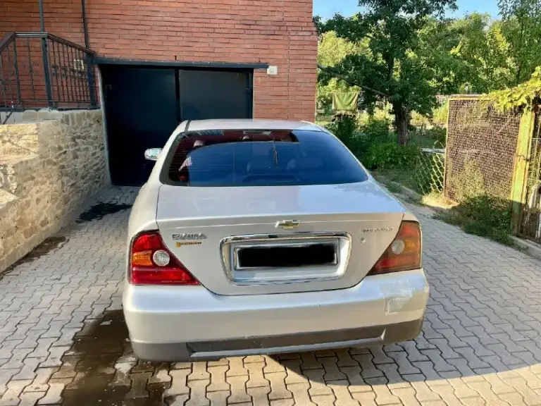 Продаю chevrolet evanda 2006 года с двигателем 2.0 и механической коробкой передач. Цена — 700 тысяч рублей, возможен торг.
Пробег 130 тысяч километров, оригинальный, готов к любым проверкам. Один владелец с 2006 года, с момента покупки в автосалоне.
Автомобиль в хорошем состоянии, полностью обслужен. Максимальная комплектация, все стёкла родные, есть небольшие потёртости лакокрасочного покрытия. Установлена летняя резина, в комплекте также есть зимняя шипованная на штампах.
Звоните по номеру +79493912410 ( на нем же и тг).
📞 Звоните: +7(949)3912410 - фотография - 8