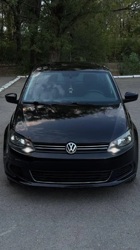 Volkswagen polo 1.6 mt 2013 г. В
👤1 Владелец
🚗 Кузов без дыр и гнили
📝 Хорошая автотека
Родной пробег 290 тысяч км ( подтвержденный автотекой )
Богатая комплектация sochi edition
✅Полный электропакет (доводчик водительского стекла)
✅Подогрев сидений
✅Электроуправление зеркал
✅Штатная мультимедиа (4 динамика)
✅Обогрев лобового и заднего стекла
❄️Рабочий кондиционер❄️
✅Двигатель не дымит не троит масло не ест!
✅Ходовая часть без стуков и посторонних скрипов
✅Чистый опрятный салон ( не прокуренный - незатертый )
Цена 755 т. Р торг реальному покупателю возле авто
📞Номер для связи +79495761932 (телеграмм на этом же номере) - фотография - 1
