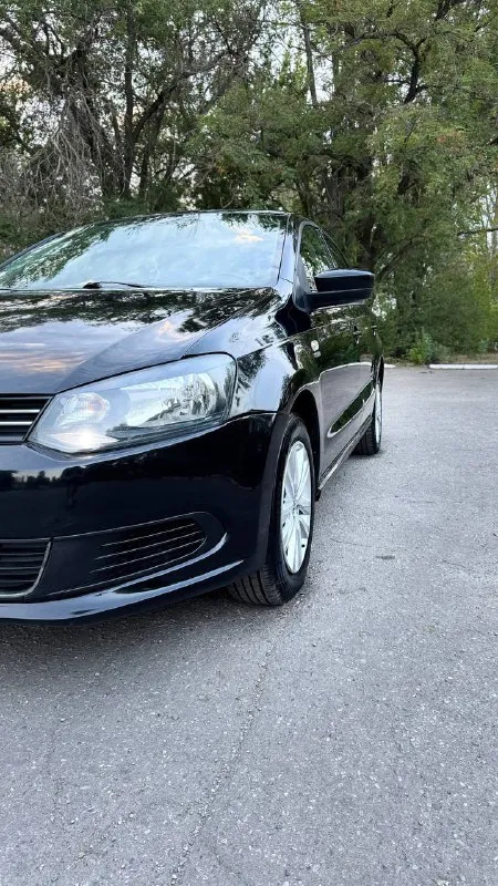 Volkswagen polo 1.6 mt 2013 г. В
👤1 Владелец
🚗 Кузов без дыр и гнили
📝 Хорошая автотека
Родной пробег 290 тысяч км ( подтвержденный автотекой )
Богатая комплектация sochi edition
✅Полный электропакет (доводчик водительского стекла)
✅Подогрев сидений
✅Электроуправление зеркал
✅Штатная мультимедиа (4 динамика)
✅Обогрев лобового и заднего стекла
❄️Рабочий кондиционер❄️
✅Двигатель не дымит не троит масло не ест!
✅Ходовая часть без стуков и посторонних скрипов
✅Чистый опрятный салон ( не прокуренный - незатертый )
Цена 755 т. Р торг реальному покупателю возле авто
📞Номер для связи +79495761932 (телеграмм на этом же номере) - фотография - 3
