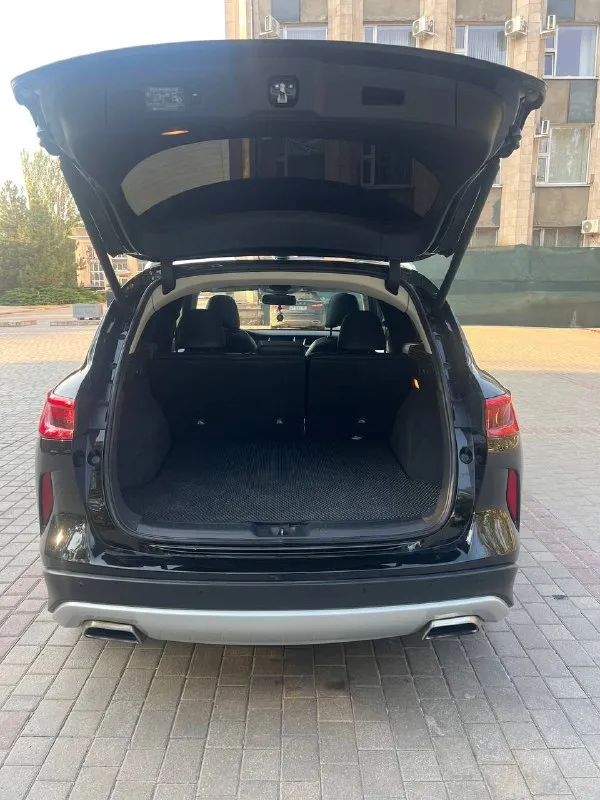 ⚠️‼️Срочная продажа‼️⚠️
Марка: infiniti qx50 2.0t
Год выпуска: 2020 г.
Пробег: 65050 км.
Стоимость: 2 675 000,00₽
Продам надёжный японский автомобиль, который совместил в себе комфорт премиум качества инфинити, а также мощный мотор, который при необходимости оставит многих позади. Автомобиль по кузову июнь 2020 года, я второй владелец (приобрел с пробегом 37800км). Всю историю обслуживания предоставлю, то проводилось регулярно каждые 7-9 тыс. Км. В среднем стоимость 1-го то обходится в районе 17-18 тысяч рублей. В дтп не участвовал! Ни одна единица по кузову не крашена! В автомобиле есть все необходимые для максимального комфорта функции (кроме камер 360°). В наличии 2 ключа. Комплект зимней резины в наличии (резина прошла 1 зиму)!
Ps - за данный автомобиль можно многое написать, но я вам советую всего лишь один раз проехать… многие вопросы сразу же исчезнут!
Тел. : +79497775005
📞 Звоните: +7(949)7775005 - фотография - 10
