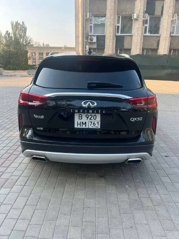 ⚠️‼️Срочная продажа‼️⚠️
Марка: infiniti qx50 2.0t
Год выпуска: 2020 г.
Пробег: 65050 км.
Стоимость: 2 675 000,00₽
Продам надёжный японский автомобиль, который совместил в себе комфорт премиум качества инфинити, а также мощный мотор, который при необходимости оставит многих позади. Автомобиль по кузову июнь 2020 года, я второй владелец (приобрел с пробегом 37800км). Всю историю обслуживания предоставлю, то проводилось регулярно каждые 7-9 тыс. Км. В среднем стоимость 1-го то обходится в районе 17-18 тысяч рублей. В дтп не участвовал! Ни одна единица по кузову не крашена! В автомобиле есть все необходимые для максимального комфорта функции (кроме камер 360°). В наличии 2 ключа. Комплект зимней резины в наличии (резина прошла 1 зиму)!
Ps - за данный автомобиль можно многое написать, но я вам советую всего лишь один раз проехать… многие вопросы сразу же исчезнут!
Тел. : +79497775005
📞 Звоните: +7(949)7775005 - фотография - 4