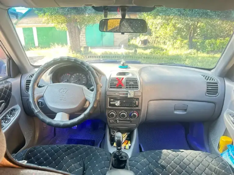 От собственника.
Г. Макеевка!!! Продам hyundai accent 2009 г. В. Объем 1.5. Состояние реально очень хорошее, не ржавая, не гнилая. Двс очень бодрый, без дыма и троений, кпп не выбивает, подвеска целая, электрика исправна. Комплектация - кондиционер, 4 эсп, гур, сигнализация с цз, электро зеркала, подушка безопасности, стоит приличная музыка, лето на новых дисках + зима на дисках. Одним словом практичный и надёжный автомобиль, со всеми необходимыми функциями за приемлемые деньги. В живую выглядит как и на фото, готов к эксплуатации. Документально чист. Без каких либо дтп и прочего.
Доп информация по телефону!!!
Цена 520т. Руб + торг будет и только с потенциальным покупателем после осмотра, по телефону никаких торгов не будет.
Телефон: +79494338588
📞 Звоните: +7(949)4338588 - фотография - 5