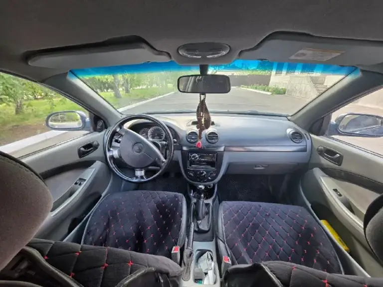 Продам chevrolet lacetti 2008 г. В. Двигатель 1.6 109 л. С масло от замены до замены. Пробег: 200 тыс. Км. 5 мкпп, гур, кондиционер рабочий, все работает, салон ухоженный. Машина в старобешевском р-н. 540хтыс. Рублей +торг нхэомер телефона: +79494029588
📞 Звоните: +7(949)4029588 - фотография - 3