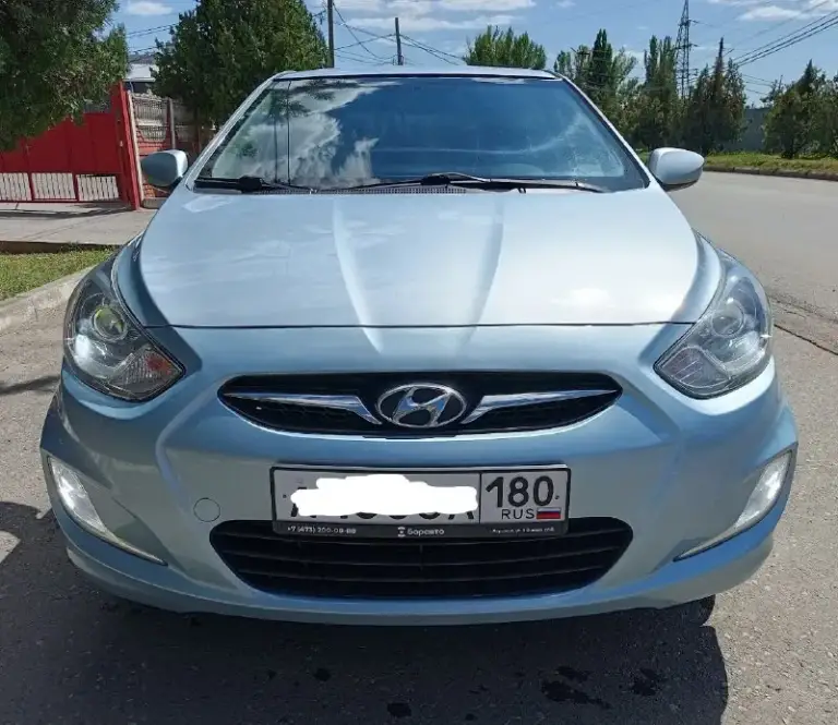 Продаю hyundai solaris 2012 год

Не битый и не крашенный. Собственник.
Двигатель 1.6 бензин(грм цепной)
Кпп - механическая 5 ступеней(без хрустов и вылетов)
По технике на твёрдую 5
В такси не работал(100%)
Хорошая комплектация :мульти руль, кондиционер,4 эсп, подогревы передних сидений, туманки, обогрев зоны дворников,2 ключа и 2 брелка сигнализации с автозапуском(удобно в холодное время года, камера заднего вида.
Масло менялось каждые 8000 км (от замены до замены вообще не берет)
Салон в отличном состоянии.
Ходовая часть на отлично, не чего не гремит и не стучит.
Полное переоформление в мрэо с моим присутствием.

Цена 845000 руб

Обоснованый торг только у капота(по телефону не торгуюсь)

Номер для связи: +79494386990 - фотография - 1