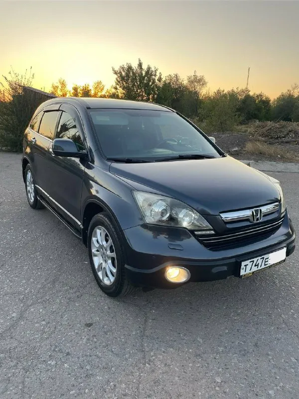 Honda crv - 2009 год, покупался авто в 2010 году на официальном дилере, объём двигателя 2.4, 205 тысяч км пробег родной! Самая полная комплектация с порогами, слепыми зонами, проекция, подогревами и много чего другого для комфортной езды, два комплекта зима лето диски с резиной, автомобиль в идеальном состоянии, я собственник, машина в семье 10 лет. Комплект ключей, история обслуживания, для более подробной информации звонить +79495180296 цена 1🍋380 или обмен
📲 Tg:. ...
📞 Звоните: +7(949)5180296 - фотография - 2