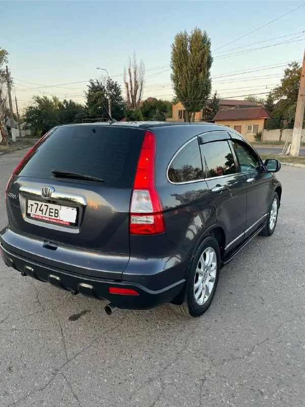 Honda crv - 2009 год, покупался авто в 2010 году на официальном дилере, объём двигателя 2.4, 205 тысяч км пробег родной! Самая полная комплектация с порогами, слепыми зонами, проекция, подогревами и много чего другого для комфортной езды, два комплекта зима лето диски с резиной, автомобиль в идеальном состоянии, я собственник, машина в семье 10 лет. Комплект ключей, история обслуживания, для более подробной информации звонить +79495180296 цена 1🍋380 или обмен
📲 Tg:. ...
📞 Звоните: +7(949)5180296 - фотография - 4