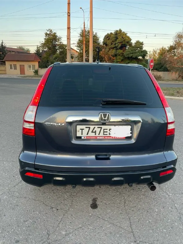 Honda crv - 2009 год, покупался авто в 2010 году на официальном дилере, объём двигателя 2.4, 205 тысяч км пробег родной! Самая полная комплектация с порогами, слепыми зонами, проекция, подогревами и много чего другого для комфортной езды, два комплекта зима лето диски с резиной, автомобиль в идеальном состоянии, я собственник, машина в семье 10 лет. Комплект ключей, история обслуживания, для более подробной информации звонить +79495180296 цена 1🍋380 или обмен
📲 Tg:. ...
📞 Звоните: +7(949)5180296 - фотография - 5