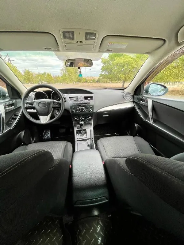 В продаже чистокровный японец mazda 3 2012г. В.
Цена765тыс ₽. Торг
В красивом цвете синий металлик!кузов в отличном состоянии!гнили, жуков, вздутий краски нет!!надёжный цепной двигатель 1,6л бензин и автоматическая коробка передач работают идеально!пробег 186 тыс км. В автомобиле есть всё для комфортной езды! Кондиционер, подушки безопасности,4электро стеклоподъёмника и регулировка зеркал, подогревы сидений, усилитель руля, абс, корректор фар, линзованная оптика, складывание зеркал, обогрев заднего стекла!
Центральный замок, два ключа, сервисные книги, резина “nokian”на литых дисках, новый акб «mutlu”и др.
Чистый, не затёртый салон и пластик.
Дно, пороги, стаканы, лонжероны, место под запаску, низа дверей, проёмы всё в отличном состоянии без каких либо замазываний и прочей ерунды!вин номер и номер двигателя заводские и хорошо читаемые!авто смотрится просто 🔥 призжайте-понравится!договоримся!
Цена765тыс ₽. Торг. Обмен не интересует!краснодон.
Если нет связи телеграмм на этом номере!
Подробнее
📞 Звоните: +7(959)2238800 - фотография - 8