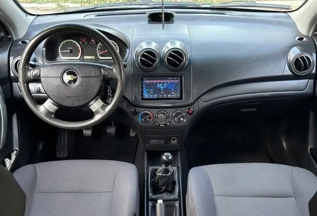 Продам chevrolet авео 2008 год пробег 132 тысячи газ/бензин машина в хорошем состоянии вложений не требует документы в полном порядке переоформление без проблем осмотр макеевка цена 400т телефон для связи +79493513589
📞 Звоните: +7(949)3513589 - фотография - 4