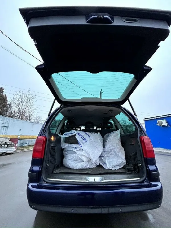 Продается volkswagen sharan 🚗 описание: предлагается превосходный семейный минивен volkswagen sharan. Идеальное транспортное средство для дальних путешествий и повседневных поездок всей семьей. Просторное внутреннее пространство, высокий уровень комфорта и отличные технические характеристики делают этот автомобиль отличным выбором. ✔️ просторный салон с удобным расположением пассажиров ✔️ надежность и безопасность ✔️ оптимальная экономичность и высокая функциональность с огромным багажником 📌 характеристики: * тип кузова:* минивен * год выпуска:* 2002 * пробег:* 390 т. Км * объем двигателя:* 1,9 tdi * трансмиссия:* механика 6 ступенчатая * привод:* передний * расход топлива:* 8 литров 🤩 заводской окрас abs, esp, круиз контроль, климат контроль цена: 530 т. Руб 💸 😍 реальному покупателю торг 📞 связаться можно по телефону: +79494347977, +79495521858
📞 Звоните: +7(949)4347977 - фотография - 8