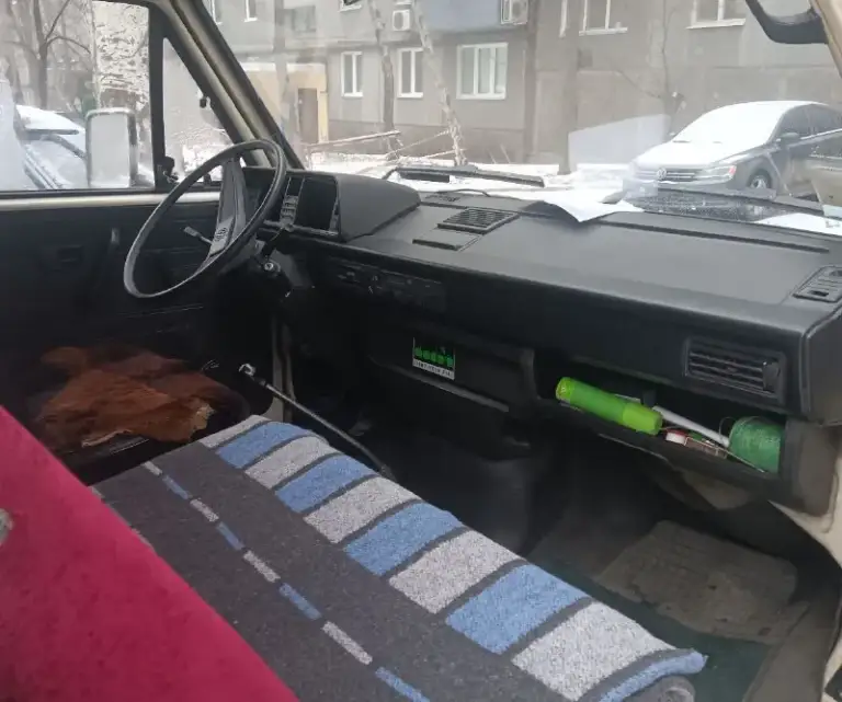 Продам volkswagen volkswagen t3, 1986 г. В. , грузовой, 1.9 бензин, инжектор, 5 механическая коробка передач, бежевого цвета, состояние среднее, на ходу, регистрация рф, регион 180. Цена 300 т. Р. +7949 307-4808
📞 Звоните: +7(949)3074808 - фотография - 4