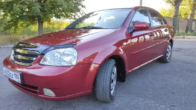 Продам chevrolet лачетти 1.6 год 2007 в отличном состоянии, пробег 168000 по кузову без гнили ржавчины без вмятин, без дтп все герметики завод, мотор работает ровно без побочных звуков, без потёков тяга отличная, масло не берёт, все расходники заменены грм масло помпа ролики, ходовая часть отличная, кпп работает без нареканий, по электрике работает всё отлично, комплектация четыре стеклоподъёмника кондиционер подушки безопасности гур электрозеркала подогрев зеркал и сидений корректор фар музыка парктроник abs туманки led управление на руле, бортовой компьютер, центральный замок сигнализация, (я хозяин авто, документы полный порядок, цена 585 тысяч рублей доп инфо по телефону +7949-043-45-32 +7949-043-45-31 +7949-459-18-04 +79614115504телег+вацап
📞 Звоните: +7(949)0434532 - фотография - 1