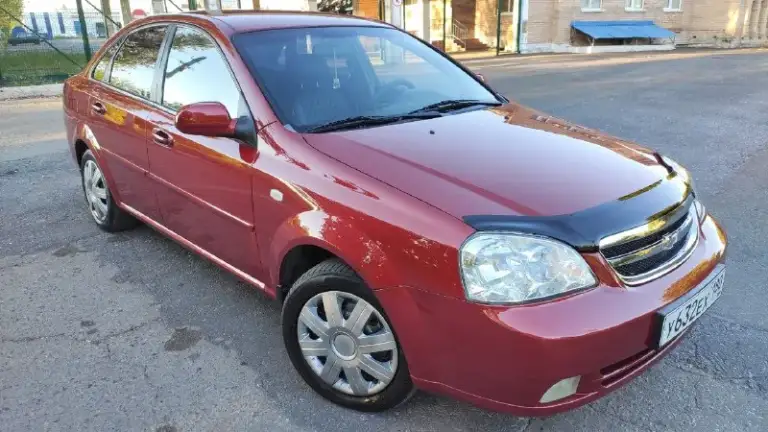 Продам chevrolet лачетти 1.6 год 2007 в отличном состоянии, пробег 168000 по кузову без гнили ржавчины без вмятин, без дтп все герметики завод, мотор работает ровно без побочных звуков, без потёков тяга отличная, масло не берёт, все расходники заменены грм масло помпа ролики, ходовая часть отличная, кпп работает без нареканий, по электрике работает всё отлично, комплектация четыре стеклоподъёмника кондиционер подушки безопасности гур электрозеркала подогрев зеркал и сидений корректор фар музыка парктроник abs туманки led управление на руле, бортовой компьютер, центральный замок сигнализация, (я хозяин авто, документы полный порядок, цена 585 тысяч рублей доп инфо по телефону +7949-043-45-32 +7949-043-45-31 +7949-459-18-04 +79614115504телег+вацап
📞 Звоните: +7(949)0434532 - фотография - 2