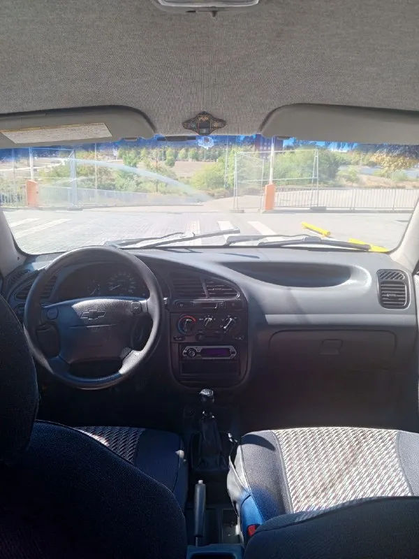 Продам chevrolet lanos (sx) 2006г. В
1.5 Механика
Родной пробег 232000км
Машина в хорошем состоянии. Двигатель с коробкой на отлично, не дымит, не троит.
Машина без гнили и рыжиков, кузов и пороги целые.
Салон в отличном состоянии.
Родные стекла, лобовое тоже заводское.
Полная комплектация.
Кондиционер, стеклоподъёмники, гур, обогрев заднего стекла.
Мультимедиа работает.
Переоформление без проблем.
Полностью обслужен и не требует вложений, сел и поехал.
Донецк
Цена: 320.000₽
Торг возле машины
Все вопросы по телефону:
+79490123232 - фотография - 5