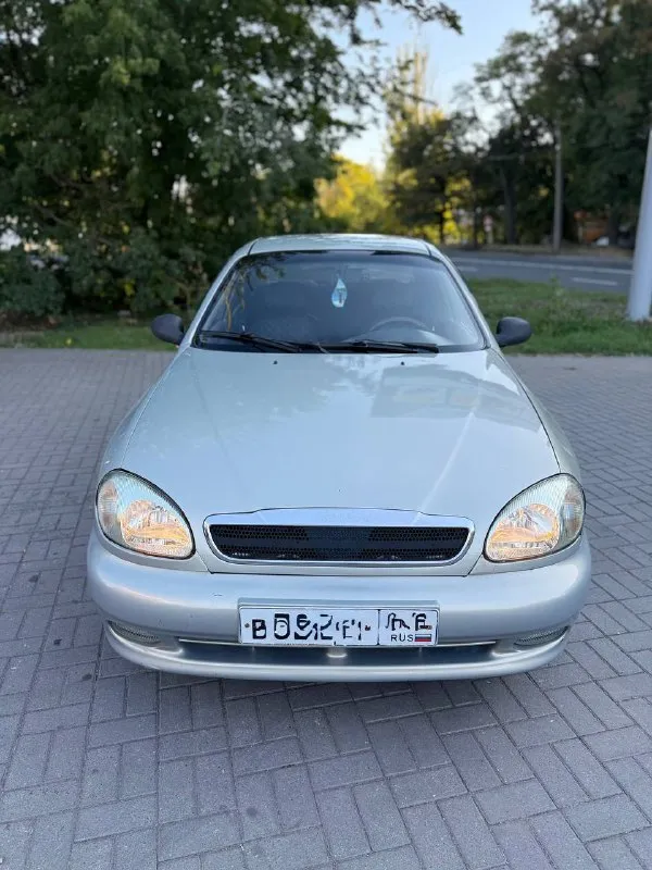 Шевроле ланос sx 2007 г
Комплектация sx - кондиционер (работает), гидроусилитель, стеклоподъемники.
2 Комплекта новой резины.
Пороги, днище, стаканы, не без гнили.
По кузову рыжиков практически нет.
Технически исправен.
Цена 225 000 руб.
Остальные вопросы по тел.
+79496167066 - фотография - 1