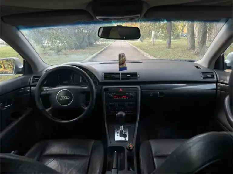 Здравствуйте
Продам audi а4 б6 2003 года не крашен!
Пробег оригинал! 239 тысч. 4 хоза.
Авто в отличном состоянии для своих лет!
Двигатель без каких либо нареканий! Не дымит не троит!
Коробка автомат без каких либо нареканий!
Климат холодит отлично!
Подогревы сидений работают!
Авто без вложений работает каждая кнопка!
Переоформление без проблем
Цена 530.000 тысч все вопросы +79495091835
📞 Звоните: +7(949)5091835 - фотография - 8