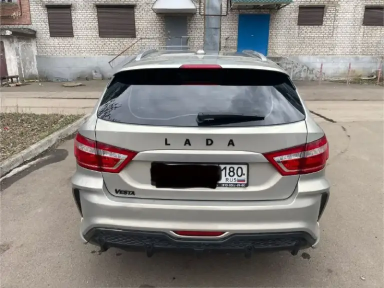 Лада веста sw. 950 т ₽
11. 2018 Г.
Машина в отличном состоянии.
1.6Л 129 мотор (клапана не гнет-проверенно)
-Дорогие каркасные чехлы
-Колеса r-17
Ходовая полностью заменена. ( на трассе стала хорошо держать дорогу, не раскачивает)
Все расходники заменены
Комплектация пред максимальная ( мультируль, авто свет, датчик дождя, климат контроль и т д )

Цена: 950 т ₽. Торг.

Я собственник авто. Регистрация на мне.
Тел. +79498204109 - фотография - 3