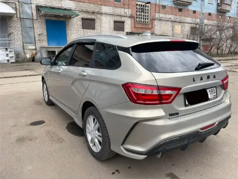 Лада веста sw. 950 т ₽
11. 2018 Г.
Машина в отличном состоянии.
1.6Л 129 мотор (клапана не гнет-проверенно)
-Дорогие каркасные чехлы
-Колеса r-17
Ходовая полностью заменена. ( на трассе стала хорошо держать дорогу, не раскачивает)
Все расходники заменены
Комплектация пред максимальная ( мультируль, авто свет, датчик дождя, климат контроль и т д )

Цена: 950 т ₽. Торг.

Я собственник авто. Регистрация на мне.
Тел. +79498204109 - фотография - 4