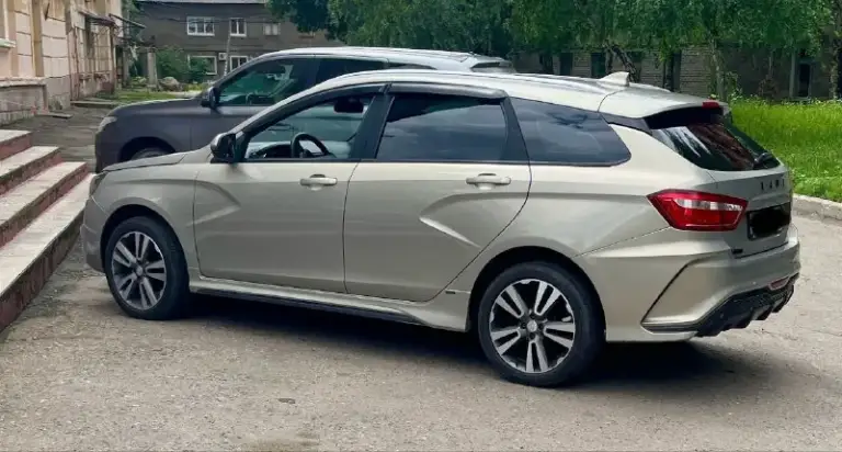 Лада веста sw. 950 т ₽
11. 2018 Г.
Машина в отличном состоянии.
1.6Л 129 мотор (клапана не гнет-проверенно)
-Дорогие каркасные чехлы
-Колеса r-17
Ходовая полностью заменена. ( на трассе стала хорошо держать дорогу, не раскачивает)
Все расходники заменены
Комплектация пред максимальная ( мультируль, авто свет, датчик дождя, климат контроль и т д )

Цена: 950 т ₽. Торг.

Я собственник авто. Регистрация на мне.
Тел. +79498204109 - фотография - 6