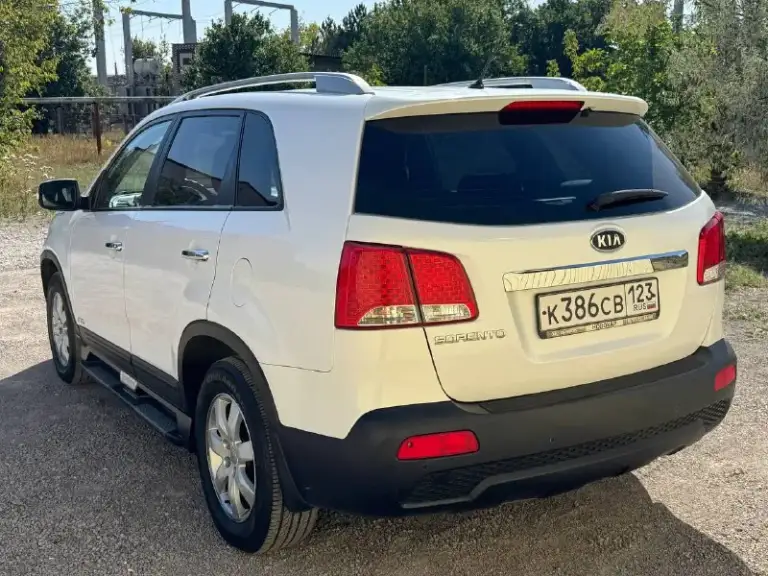 Kia sorento официал
2012 Год выпуска
Двигатель 2.4 бензин
Коробка автомат
Пробег 175 тыс. Км родной

Автомобиль в отличном состоянии,
Кузов без дтп, весь в заводском окрасе,
Не одна деталь не красилась 1000% !
Зоны риска в броне пленке,
Двигатель, коробка, ходовая на 5+ !
Вообщем авто весь обслужен,
Вложения не требует от слова совсем.

Максимальная комплектация,
Кожаный салон,
Климат контроль,
Круиз контроль,
Бесключевой доступ (start-stop)
Парктроники,
Датчики света, дождя,
Подогревы сидений,
И многое другое!

С документам полный порядок,
Продажа с полным переоформлением в гаи.

Г. Донецк
Цена 1.399 тыс. ₽
Звоните остальное по тел.
+79494006791
Телеграмм на этом же номере - фотография - 3