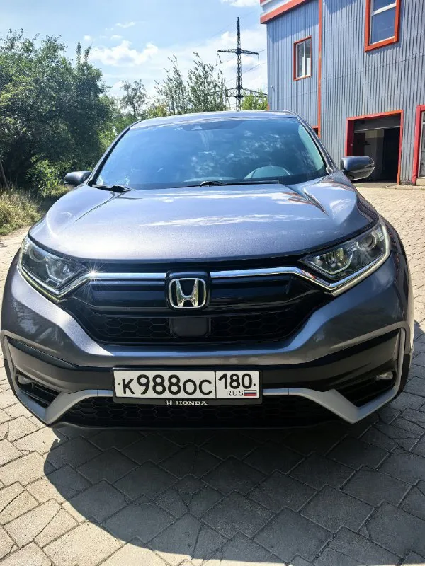Honda  cr-v 2021г рестайлинг

✅ Машина в идеальном состоянии, любые проверки

✅Пробег 60 000 км
✅ 2Hkrw1h85mh428998
✅ Двигатель 1.5 бензин турбо
✅ Коробка -вариатор
Автомобиль полностью обслужен
Цвет серый.
190 Л. С
Расход: город 8л
По трассе 6 л.
Максимальная комплектация
Очень динамичный автомобиль
2 Ключа,
Apple car play/ android avto

Не одна деталь не крашена
Стекла все оригинальные
Безопасность вся целая

Интерьер
Темный
Натуральная кожа
Люк

Комфорт
Автозапуск двигателя
Круиз-контроль
Управление мультимедиа с руля, электропривод багажника, русифицирована.

Обогрев
Сидений
Лобового стекла
Зеркал

Климат контроль
Машина приехала из сша в
Августе 2024 г
Готова к переоформлению
2 Машина в семье

Цена : 2 890 000
Разумный торг

+7 949 628 17 60 - фотография - 2