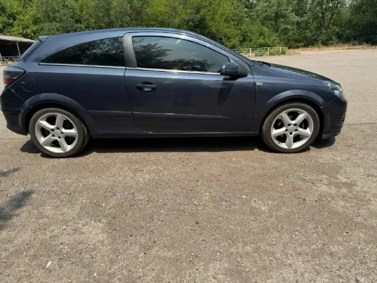 Собственник 1,5 года
Продам opel астра gtc 2008.
Полноценный автомат 1,8.
Вся история зеленая, отчет скину✅
В одном окрасе, крашен только капот от сколов(кузов оцинкован)
Комплектация cosmo
Техническое состояние, готов на любые проверки, на любом сто за авто не стыдно. Масло каждые 5 тысяч
Без дтп
Круиз, климат
Фары в броне пленке, есть автозапуск, сигнализация, в машине работает все от лампочек до кондиционера.
Прошита евро2
Все динамики новые, разведена проводка на музыку все грамотно.
Продаю с оформлением, в гаи.
720000Т. Р +79496371326
Торг только реальному покупателю.
📞 Звоните: +7(949)6371326 - фотография - 5