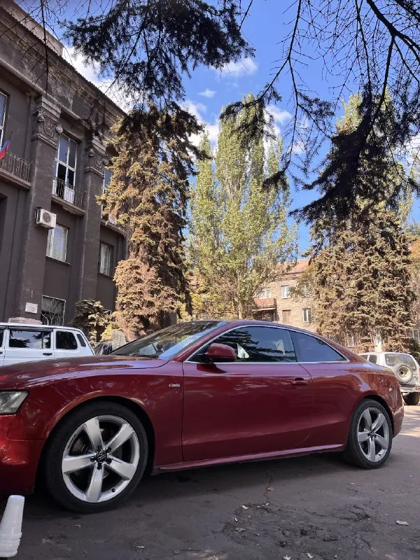 Продаю audi а5 8т 3.0 tdi quattro 2008год
Масло не ест
0-100 5.5 Сек
Коробка zf автомат ( не робот, не вариатор)
Ходовка хорошая
Двигатель в отличном состоянии
По кузову требуется приложить руку
В комплекте зимняя резина (липучка), лето континенталь контакт 6
Пробег 278тысяч
1 200 000 Р торг.
Посмотреть можно в г. Енакиево
+79495598808 Иван
📞 Звоните: +7(949)5598808 - фотография - 3