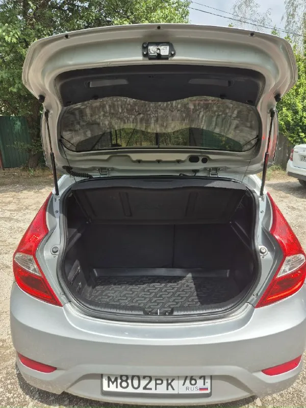 Продаю hyundai solaris 2011 год ‼родной ️пробег 183000 км подтверждено автотекой‼️️ по тех части на 5+ двигатель 1.6 (цепной) работает как часики. Тяга отличная. Расход в среднем 7-8 литров кпп - самый надежный автомат(без пинков и вылетов) в такси и прочих организациях некогда не работал(100%) хорошая комплектация :мульти руль, кондиционер,4 эсп, подогревы передних сидений, туманки, эл. Зеркала.2 ключа и 2 брелка сигнализация шерхан масло менялось каждые 6 000 км (от замены до замены не грамма не берет) салон в отличном состоянии. Ходовая часть на отлично, не чего не гремит и не скрипит. Любые проверки с вашей стороны только приветствуются. ‼️цена 780тыс обоснованый торг только у капота(по телефону не торгуюсь) тел +7 949 355 41 74
📞 Звоните: +7(949)3554174 - фотография - 5