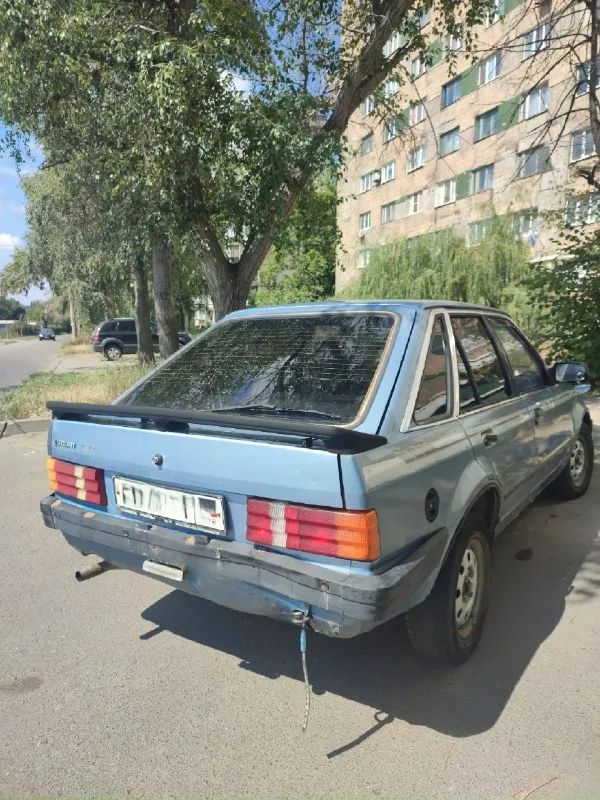 Ford escort 3 поколение хетчбэк 5-дв. 1.3 4mt 1983 на полном ходу 50 000р донецк днище хорошее, без гнили. Электрика работает, свет яркий - ближний, дальний led лампы, сигнализация, 2 ключа, не гудит, не дымит, двигатель работает без проблем, передачи переключаются не выбивают, стоит газ евро 2/бензин карбюратор solex, расходники менялись, печка дует, магнитола, камера заднего вида, но камеру нужно подключить летом меняли грм, помпу, свечи, акб на новые, так же менялись ступичные подшипники, тормозные колодки и диски и заменили все прокладки из минусов вмятина на бампере сзади и заменить правый противотуманный фонарь, сломана ручка на пассажирской левой двери, но дверь открывает есть рыжики, в силу возраста учет временный днр продажа по тех паспорту цена 50 т. Р донецк +7 949 847 88 89
📞 Звоните: +7(949)8478889 - фотография - 5
