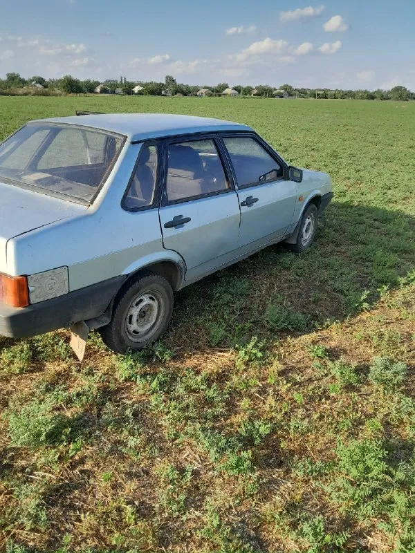 Продам ваз 099. 2002 год. На ходу каждый день. Цена 100тыс. Торг. Смотреть шахтёрск. 79494037731.
📞 Звоните: +7(949)4037731 - фотография - 5