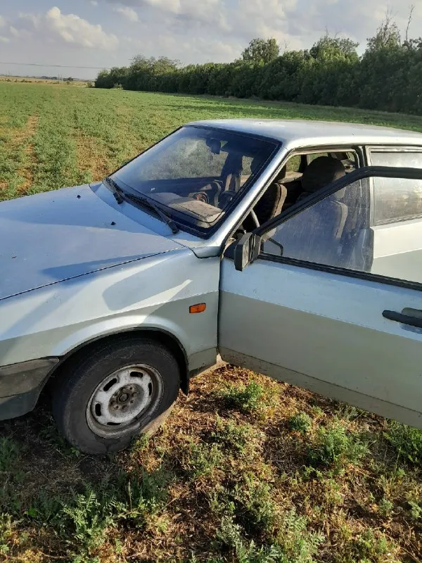 Продам ваз 099. 2002 год. На ходу каждый день. Цена 100тыс. Торг. Смотреть шахтёрск. 79494037731.
📞 Звоните: +7(949)4037731 - фотография - 7