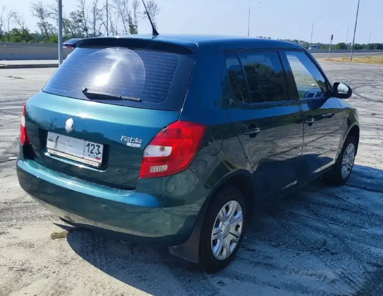 Продам skoda fabia 2007г. В 1.6 автомат, 220т. Км родного пробега, птс оригинал, сборка чехия, автомобиль без дтп, в заводском окрасе, без рыжиков и гнили, машина южная, двигатель масло не ест, не дымит, ошибок нет, акпп 6ст aisin, ходовая не стучит, 2 комплекта резины, кондиционер работает, печка греет, подогрев сидений, вложений не требует. Автотеку предоставлю. Любые проверки за ваш счёт приветствуются. Документы чистые, оформление в мрэо. Осмотр донецк. Пригоню в ваш город по договоренности.
Цена 690т. Руб торг
+79493790571 - фотография - 6