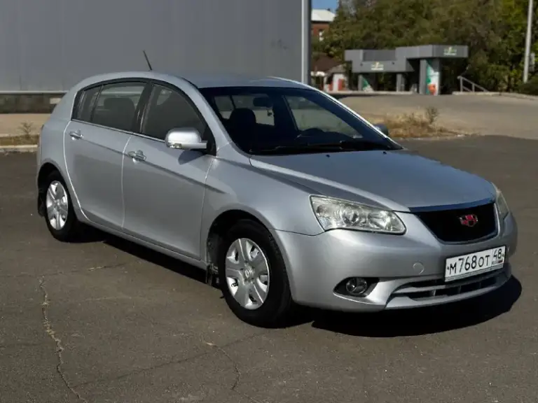 Jeely emgrand 2013 год, у авто 1 хозяин
Пробег 68000, мотор 1,5 работает без нареканий, коробка - механика, ( надежное сочетание), за автомобилем следили, все проблемные места обработаны антикоррозийкой(гаражное хранение), кондиционер работает отлично, по ходовой части все исправно, хорошая комплектация с подогревами сидений, полный электропакет, электроприводы зеркал. Стекла включаю лобовое оригинал.
Так же отдам комплект зимний резины на дисках, торг присутствует.
Цена 525 000
+79497029215
📞 Звоните: +7(949)7029215 - фотография - 2