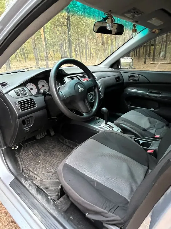 Продажа mitsubishi lancer в макеевке
Mitsubishi lancer, 2008 год
Двигатель: бензин; газ, 1,6 л
Трансмиссия: автомат
Привод: передний
Тип кузова: седан
Пробег: 165000
Руль: левый
450 000 Руб. Торг.
Продается митсубиси лансер 2008 года выпуска.
Японская сборка, в нормальном техническом состоянии. Не битый, крашенных деталей нет.
Коробка и двигатель без нареканий.
Резина в подарок. Подогрев передних сидений, кондиционер, сигнализация а/з
Номер телефона: ульяна +79494076125
+79494076631 Алена - фотография - 6