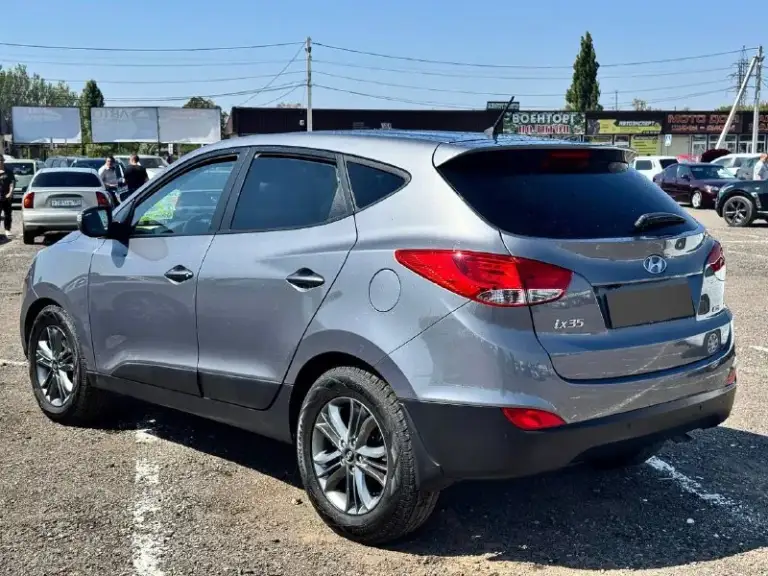 Hyundai ix35
2015 Года выпуска декабрь
Выехала из автосалона в 2016 март
2.0 Бензин, автомат
Состояние идеальное нового авто
149.000 Км пробег оригинал
Автотека зеленая
Вся в заводской краски
В хорошей комплектация
Технически идеалное авто
Прошла полное то 1.000 км назад
Работает отлично, не дизелит, без задиров, ровно четко работает без лишних звуков
Все вопросы по телефону
Юридически кристально чисто
Интересует обмен на авто дешевле
1.300.000
Без торга
+79493829905
📲 Tg: aut⭕️time dnr
📞 Звоните: +7(949)3829905 - фотография - 3