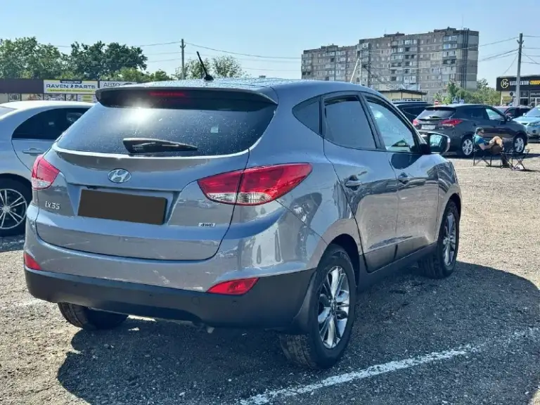 Hyundai ix35
2015 Года выпуска декабрь
Выехала из автосалона в 2016 март
2.0 Бензин, автомат
Состояние идеальное нового авто
149.000 Км пробег оригинал
Автотека зеленая
Вся в заводской краски
В хорошей комплектация
Технически идеалное авто
Прошла полное то 1.000 км назад
Работает отлично, не дизелит, без задиров, ровно четко работает без лишних звуков
Все вопросы по телефону
Юридически кристально чисто
Интересует обмен на авто дешевле
1.300.000
Без торга
+79493829905
📲 Tg: aut⭕️time dnr
📞 Звоните: +7(949)3829905 - фотография - 4