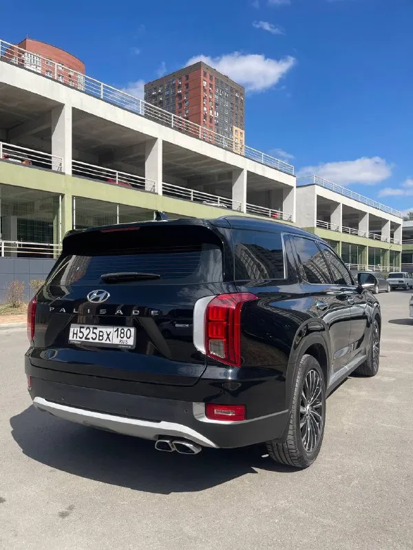 Hyundai palisade 2.2d, 2019г. Без дтп, полный привод, комплектация prestige, 135т км оригинального пробега (пробег трассовый), коробка 8-ми ступенчатый обычный автомат.
Обогревы и вентиляция всех сидений, три ряда сидений, второй ряд капитанские. Подрулевые лепестки, обогрев руля.
Безключевой доступ, старт-стоп, автозапуск, датчики слепых зон, адаптивный круиз-контроль с удержанием в полосе, беспроводная зарядка, складывающиеся зеркала, максимальная led оптика.
Авто полностью русифицированое, carplay, android auto. Колеса r20, свежая резина. Автомобиль полностью обслужен, вложений не требует, 2т км назад прошел т. О. , полное переоформление. Зеленая автотека, я 1 владелец, авто в енакиево, любые проверки
3 🍋 700Т ₽, аргументированный торг
+79494043539 - фотография - 6